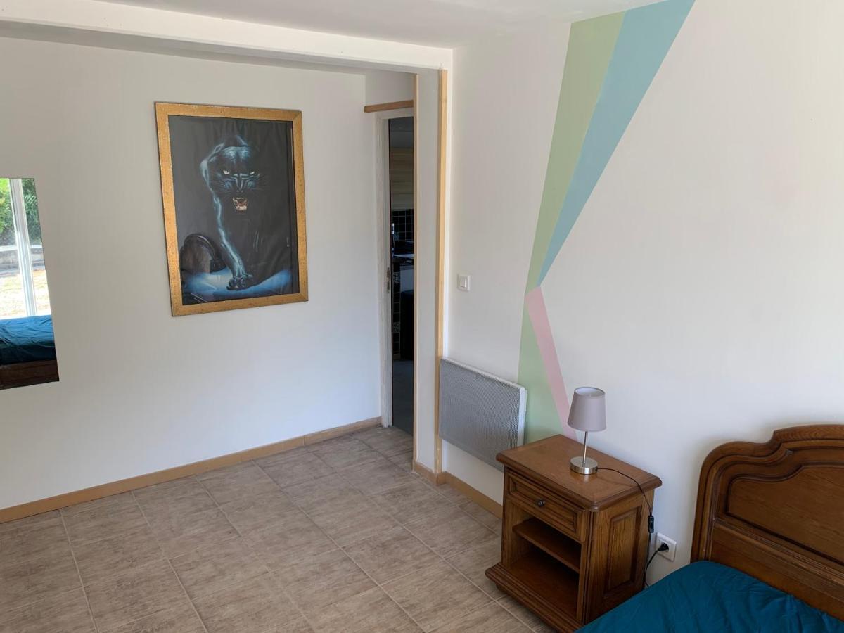Magnifique Bas De Villa Deux Chambres Situe Pres Des Plages Et Du Golf 圣布里亚克滨海 外观 照片